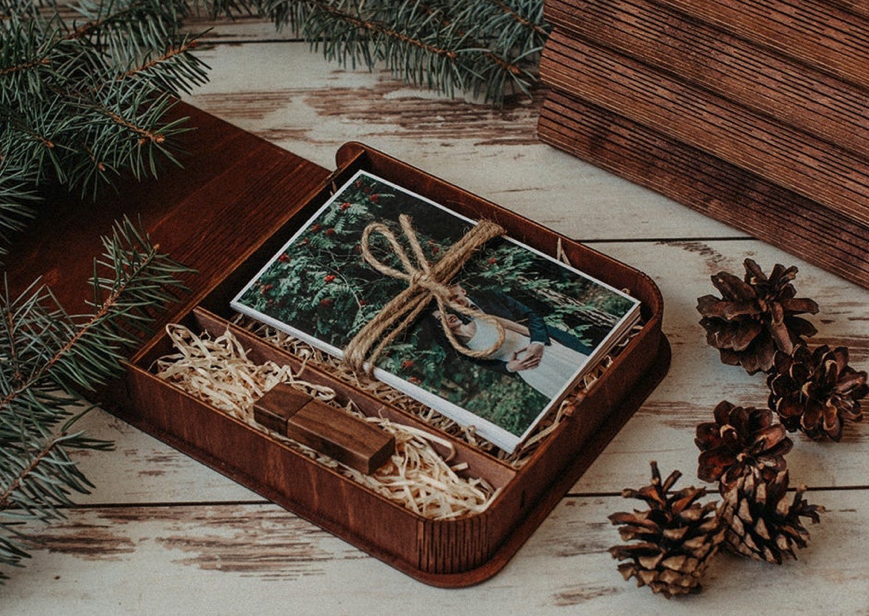 holzbox und usb für deine hochzeit